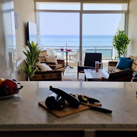 Makenzy Sandy Beachfront Paradise Larnaca Dış mekan fotoğraf